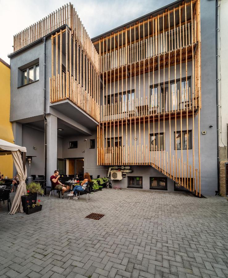 Aviatik Apartments Ceske Budejovice Buitenkant foto